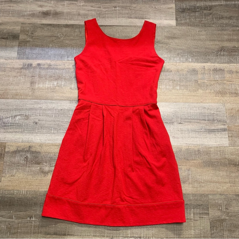 Diane Von Furstenburg DVF Red Pleated Dress Women’s Size 4